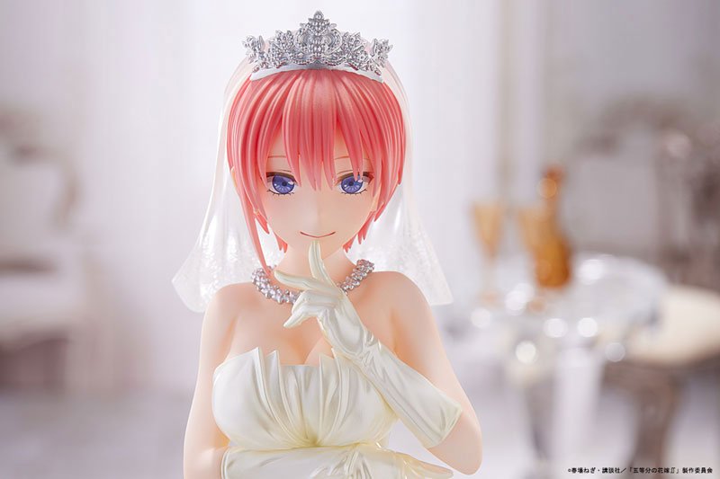 AmiAmi x AMAKUNI 中野一花Wedding Ver. 1/7 Figure (五等分的新娘