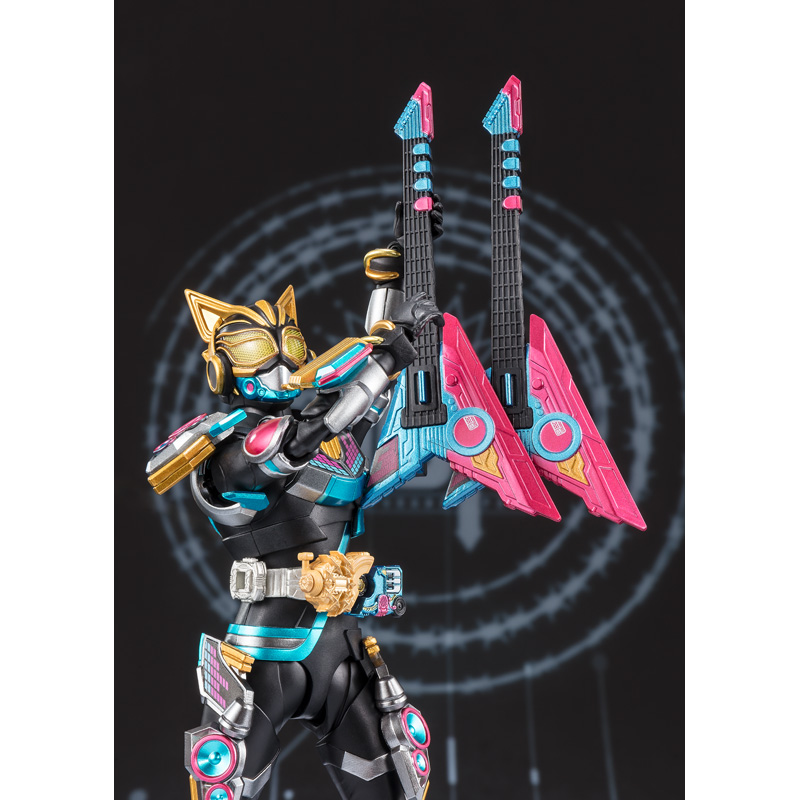 Bandai S.H.Figuarts Kamen Rider Na-Go Fever Beat Form 