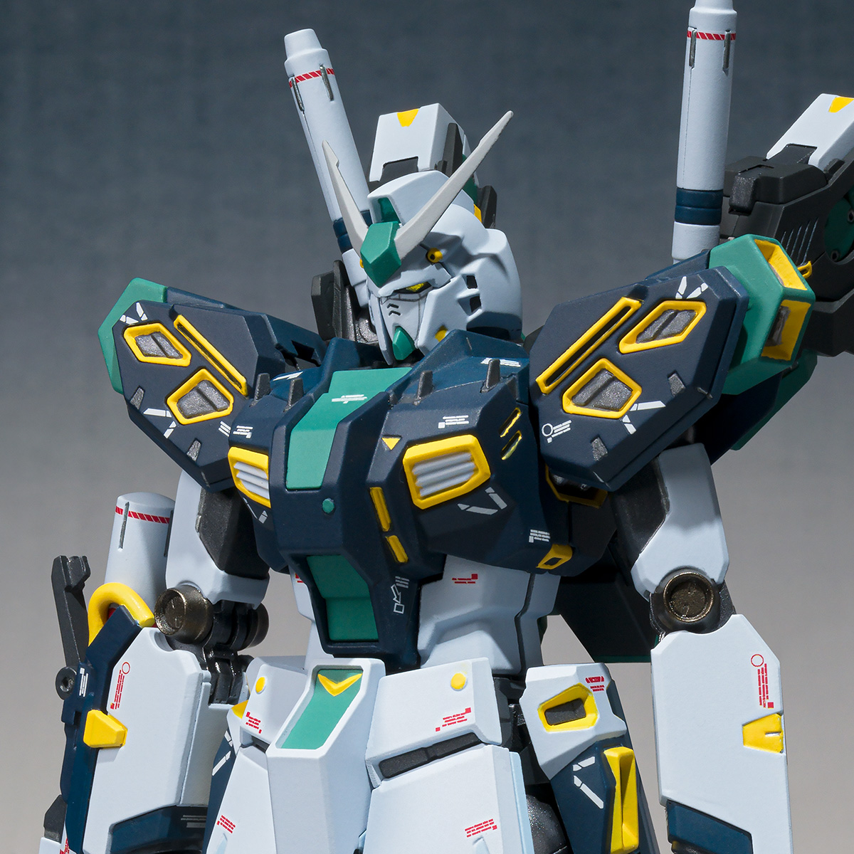 Bandai Metal Robot Spirits (Ka signature) <SIDE MS> v Gundam Mass 