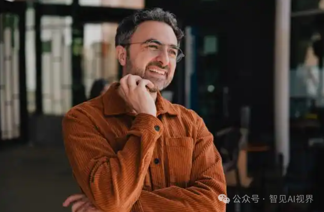 微软AI核心战略解密：让OpenAI冲锋陷阵当炮灰，采用跟随者策略坐收技术红利