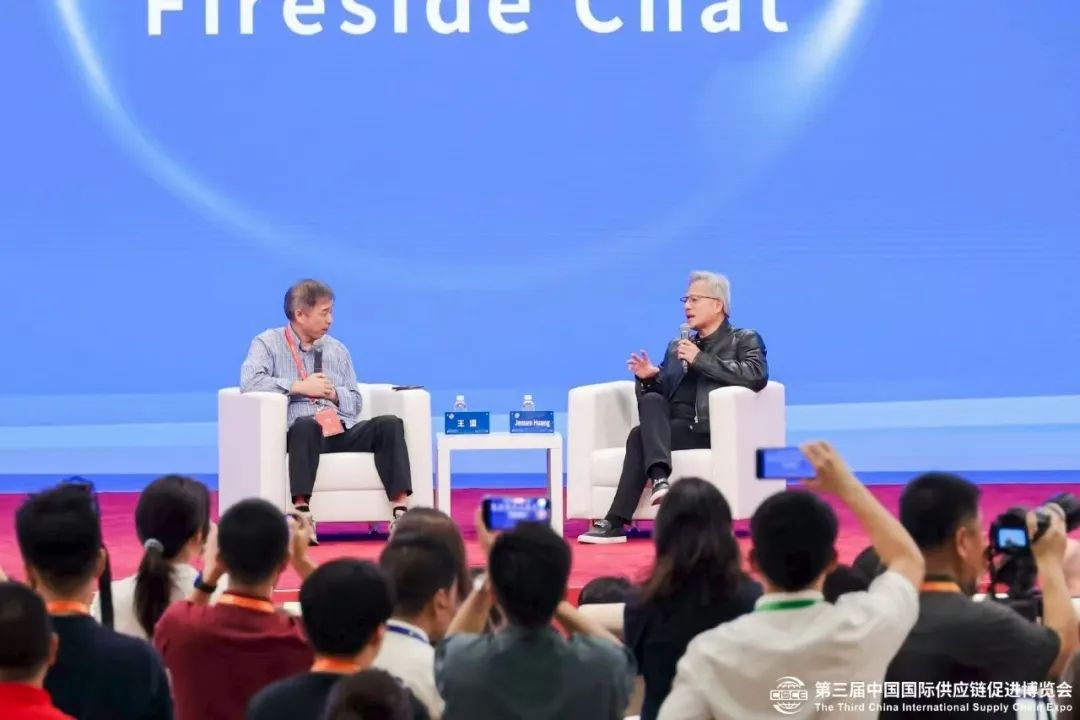 王坚对谈黄仁勋，都聊了啥？