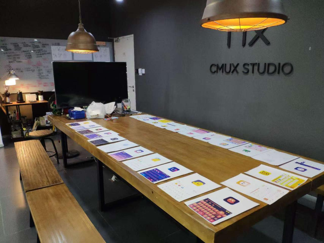 在全世界都教你写Prompt的时候，我做了个不用Prompt的AI画图产品