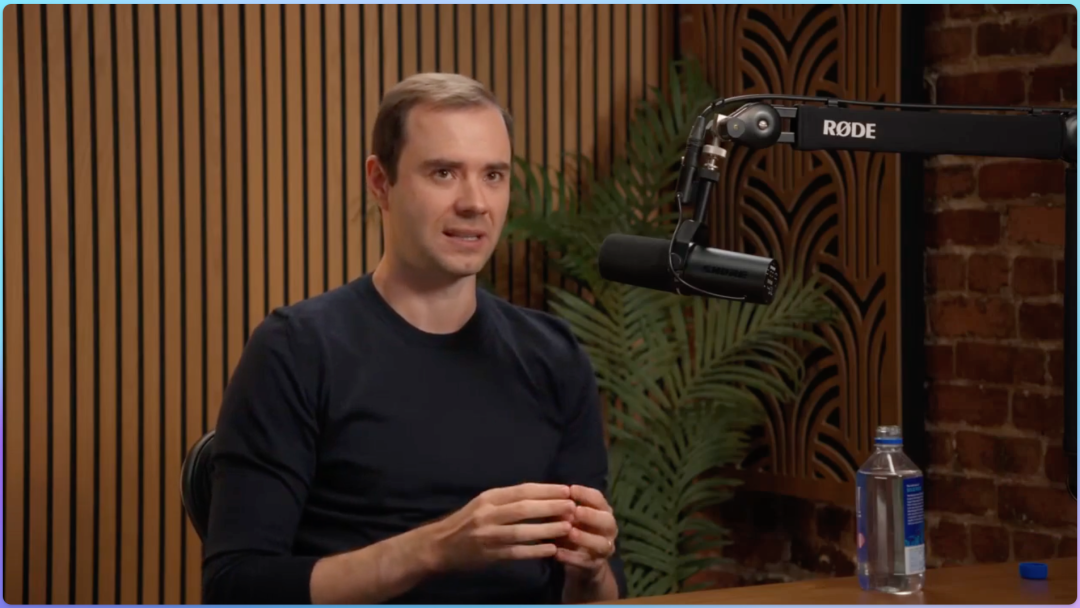 大神 Karpathy 说破了大模型的真相：不是智力不够，是垃圾数据太多