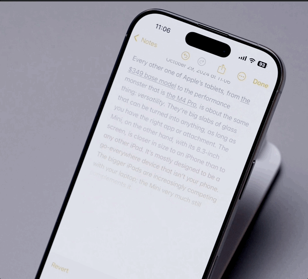 苹果 AI 完全体好用吗？我们用一台港版 iPhone 体验到了