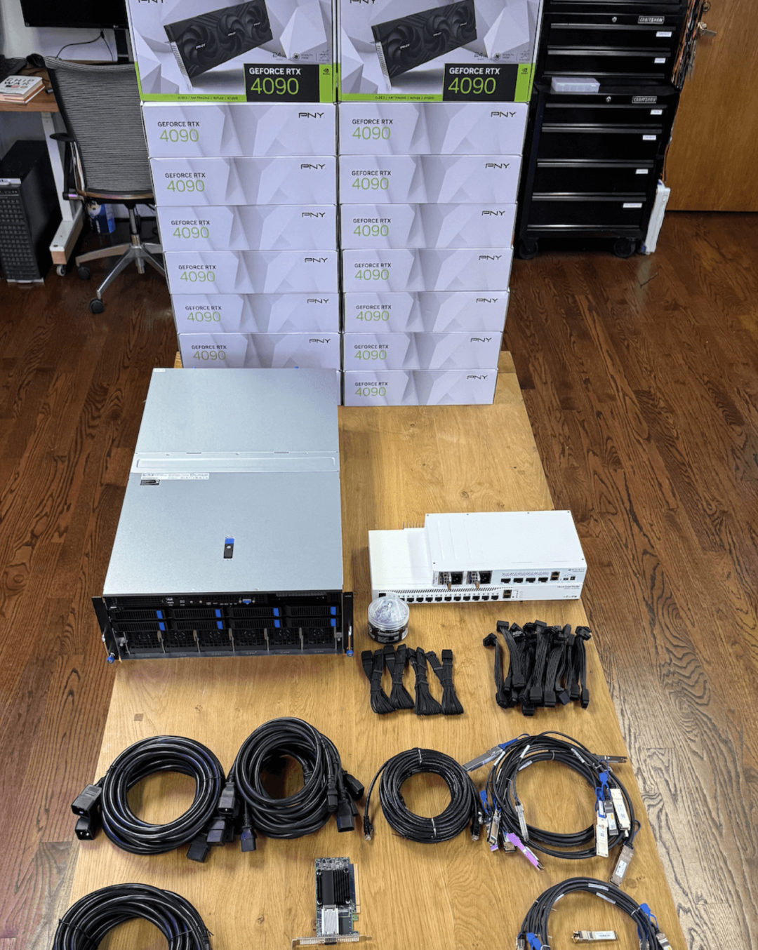 A16z也玩RTX4/5090 来搭建穷鬼GPU机器