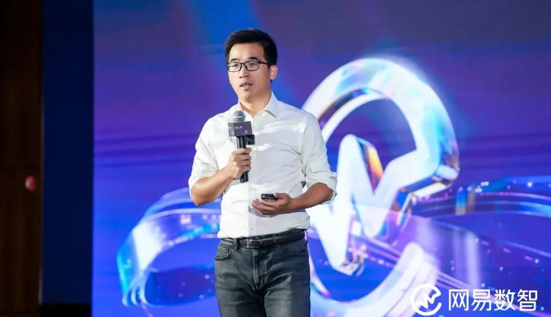 AI大模型时代的企业数字化趋势洞察与落地实践